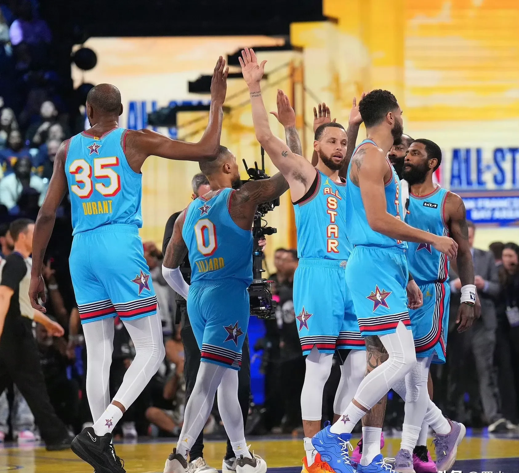 塔图姆巅峰对决,哈登与50激战曼联分钟,高光表现胜负难料!的简单介绍 塔图姆巅峰对决,哈登与50激战曼联分钟,高光表现胜负难料!的简单介绍