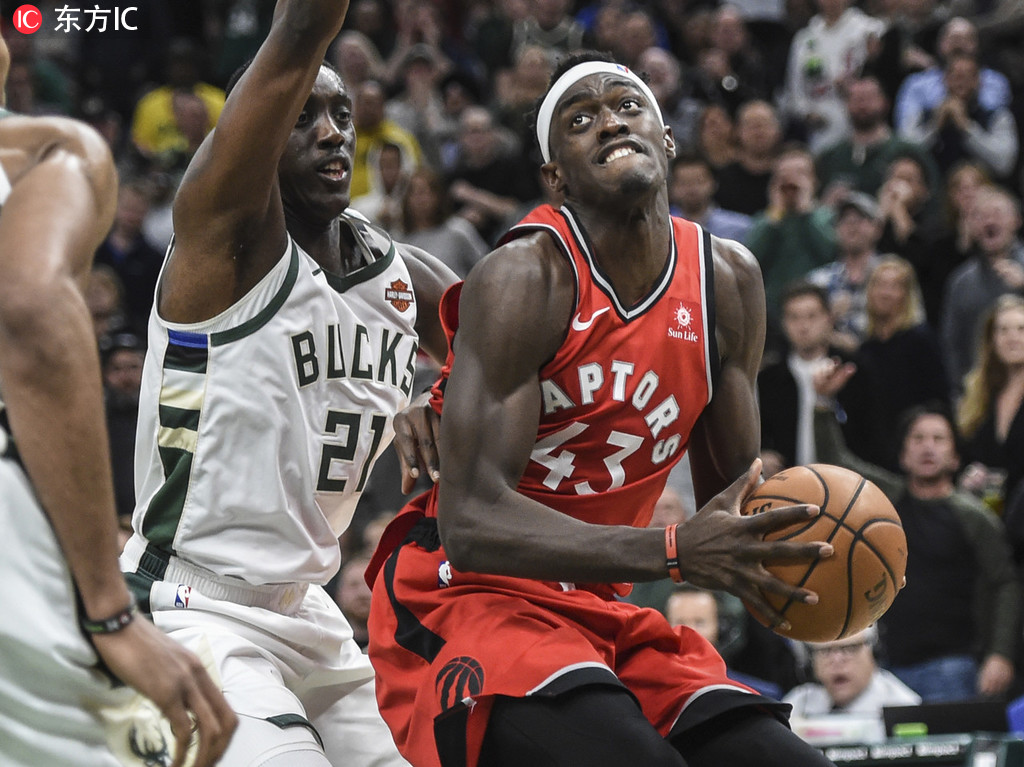 西亚卡姆在雄鹿比赛中出色防守,关键助攻引发热议!的简单介绍 西亚卡姆在雄鹿比赛中出色防守,关键助攻引发热议!的简单介绍