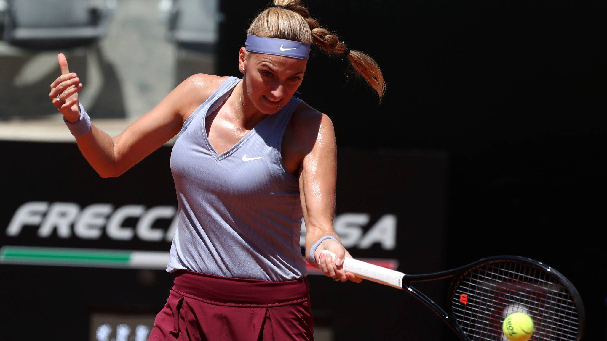 开云APP下载 科维托娃爆冷击败公牛，回归赛场引爆全场！