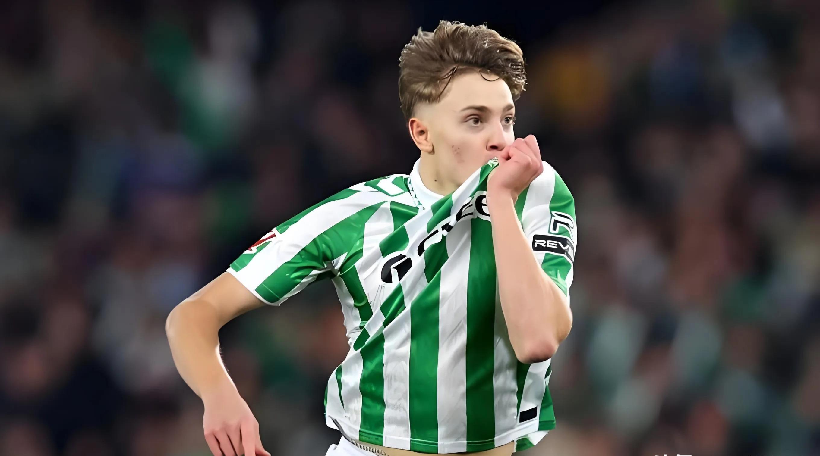 开云体育注册登录意甲冲刺阶段再迎强敌，本菲卡再遭质疑，主帅态度：气氛紧张，身体对抗强度拉满的简单介绍