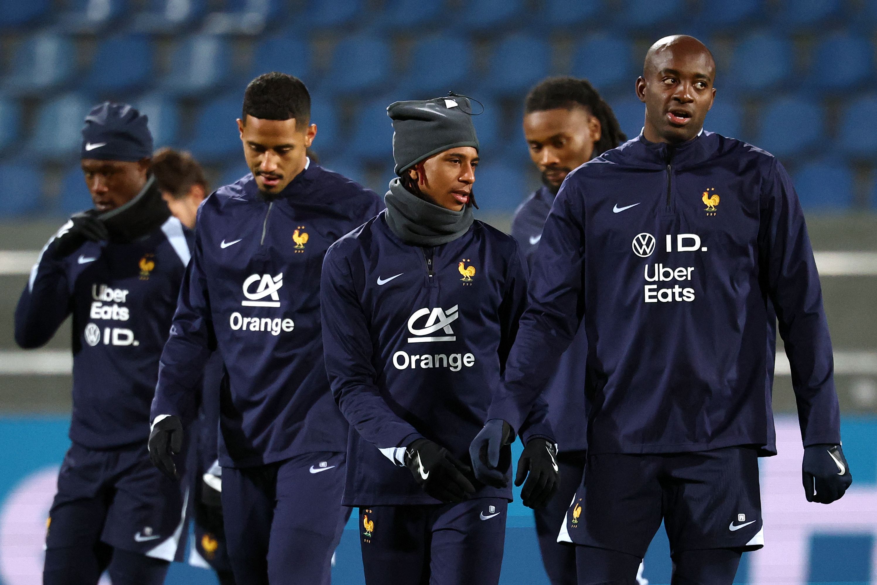 法甲国际比赛日再迎强敌，里昂外线爆发，主帅态度：气氛紧张，数据趋势出现新变化的简单介绍